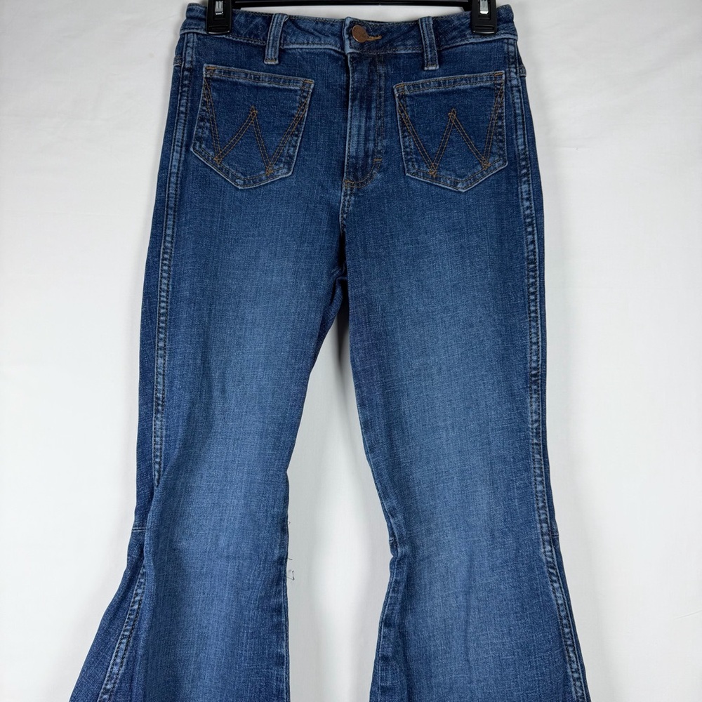 Wrangler Womens Retro Trumpet Flare Jeans 26x34 High Rise Bell Bottom 75th Anniv - Picture 3 of 16
